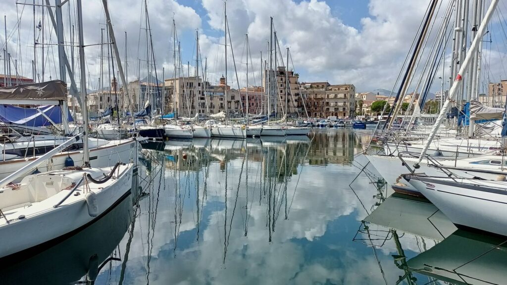 La Cala, Porto Turistico di Palermo