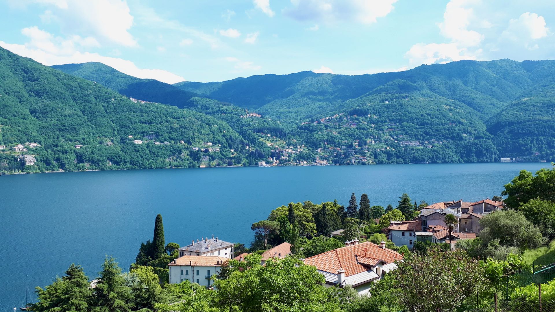 Moltrasio, Carate Urio e Laglio. Incastonati tra i monti e il Lago di ...