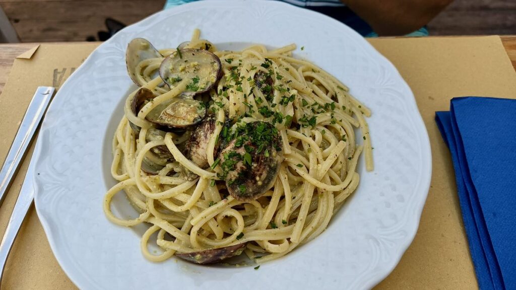 Linguine alle vongole